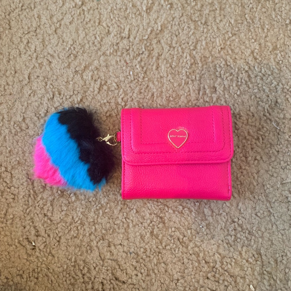 Betsey Johnson pink wallet